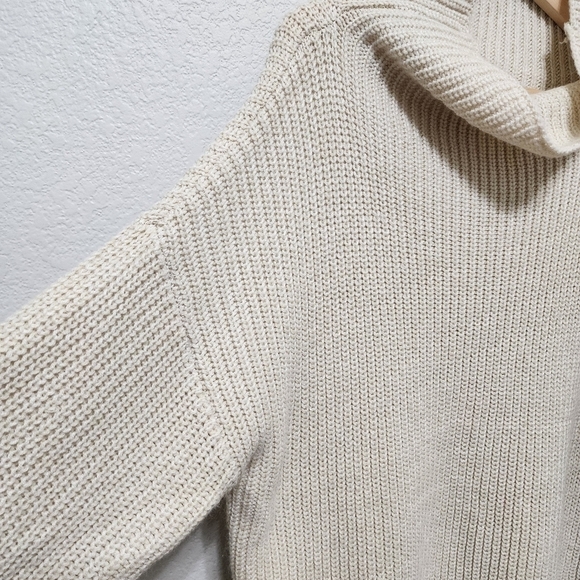 American Rag Cie Oversized Beige Mockneck Sweater Size 1X - Picture 5 of 9